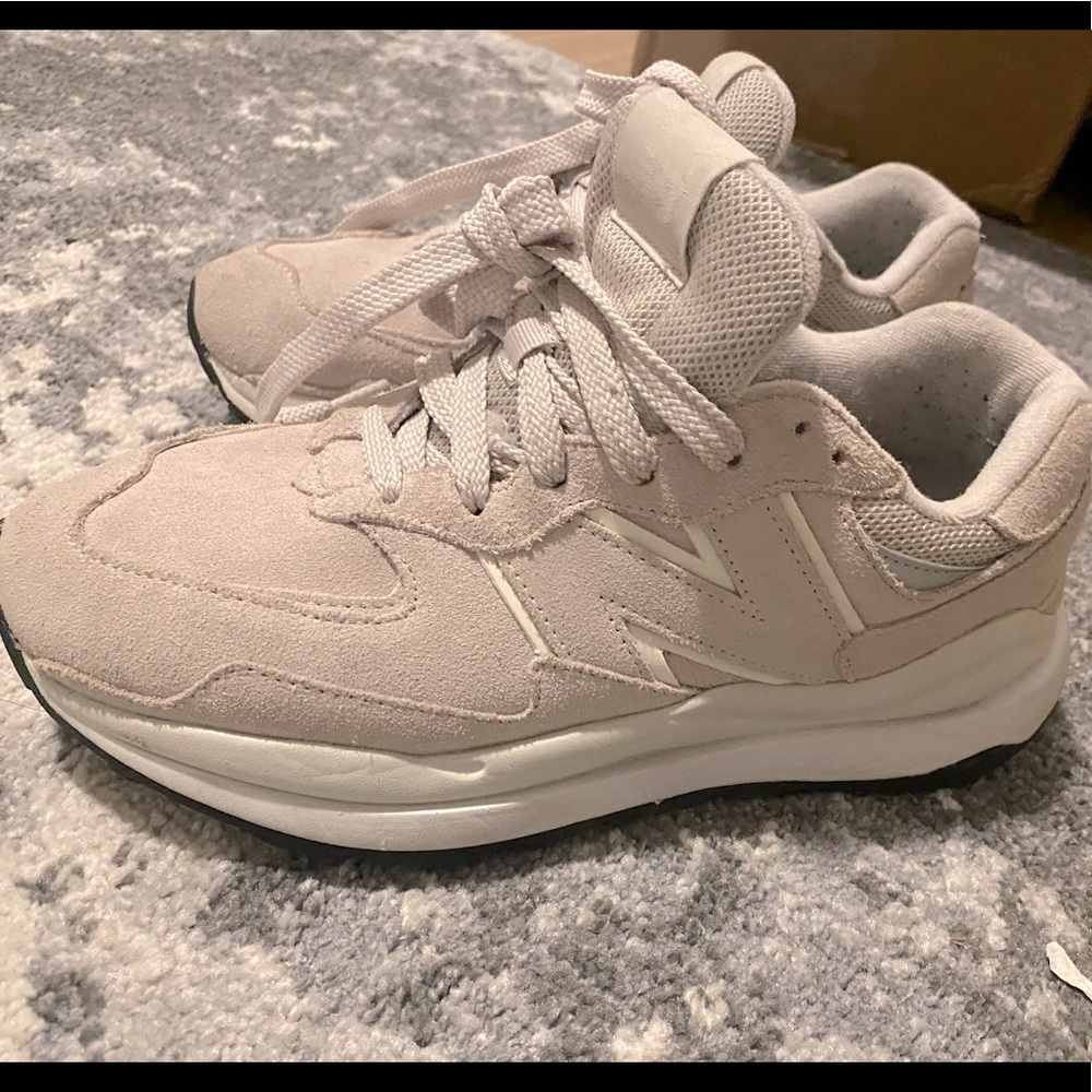 New Balance Sneakers